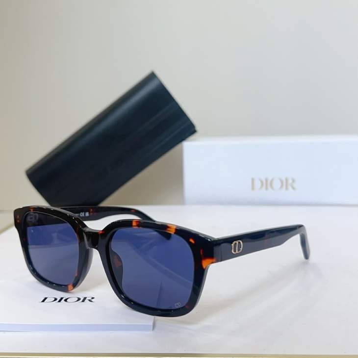 Picture of Dior Sunglasses _SKUfw76770539fw